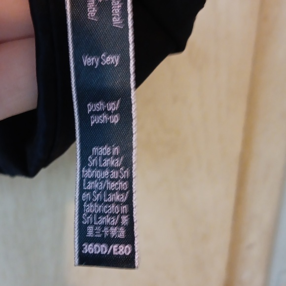 VICTORIA SECRET PUSH UP BRA - Picture 2 of 6